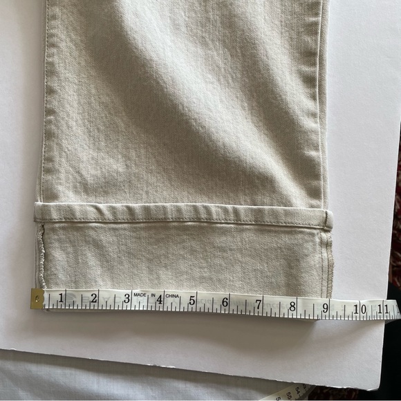 Chico’s Capri Crop Cuffed Jeans Sz 3 - Picture 8 of 12